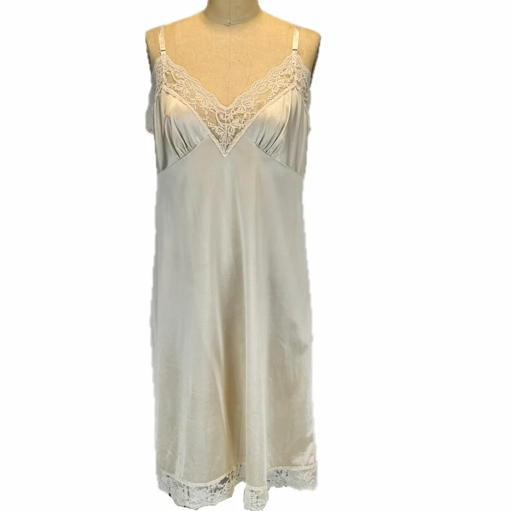 VINTAGE silky nylon lace full dress slip‎ midi chemise lingerie layer beige 70s